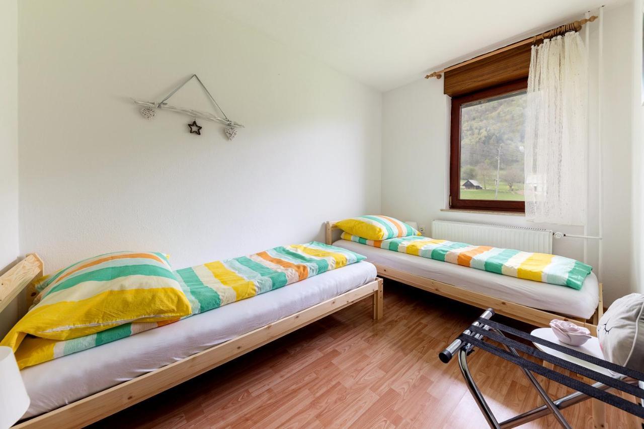 Apartment Valy - Free Bikes, Relaxing Terrace & Near Bled Eksteriør bilde