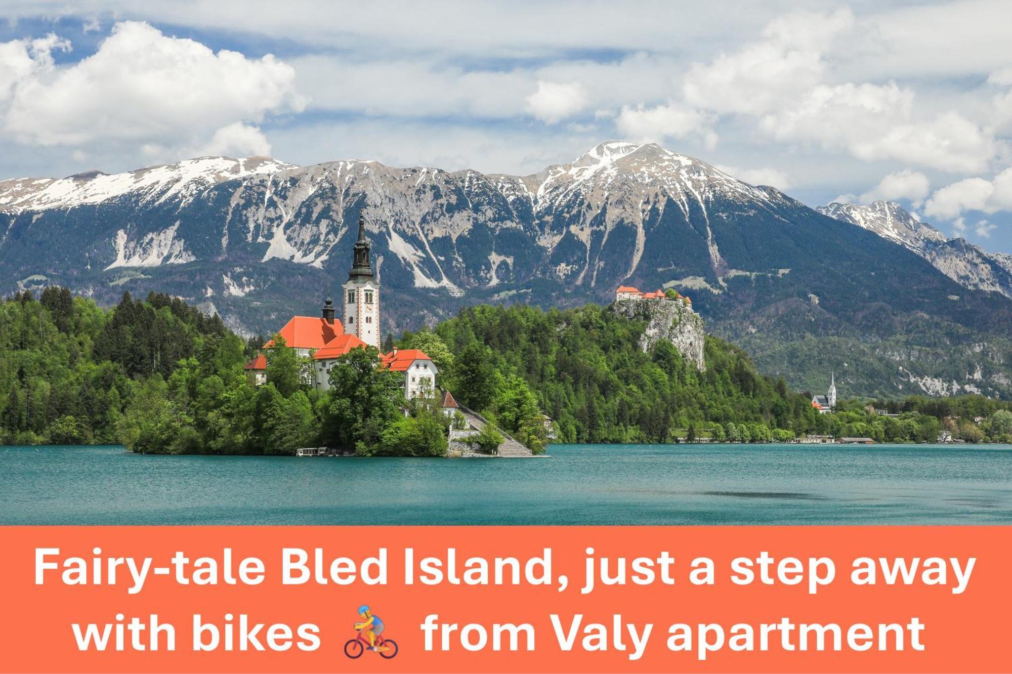 Apartment Valy - Free Bikes, Relaxing Terrace & Near Bled Eksteriør bilde